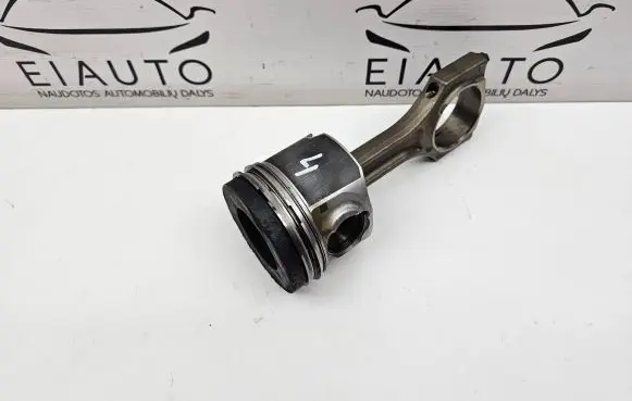 Piston with connecting rod