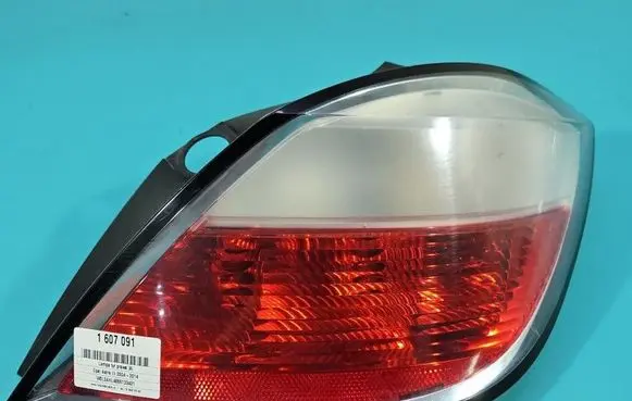 Opel Astra H Rear/tail lights IMPRK1607091