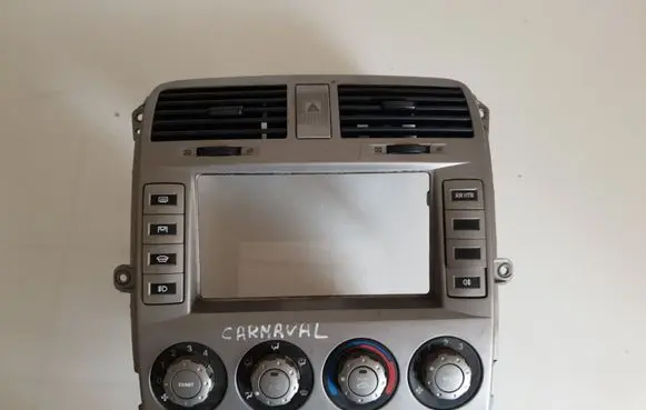 KIA Carnival Climate control unit 0K53C6119X