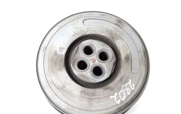 Mercedes-Benz SLK R172 Crankshaft pulley A6510351012