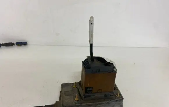 Citroen C5 Gear shifter/selector 9655483980