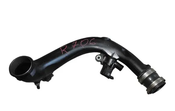 Jeep Wrangler Air intake hose/pipe 05281952AA 05281953AA 50051596
