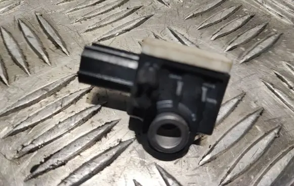 Volvo S60 Airbag deployment crash/impact sensor 31334336