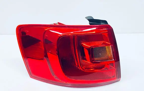 Volkswagen Jetta VI Rear/tail lights 5C6945095E 5C6945257