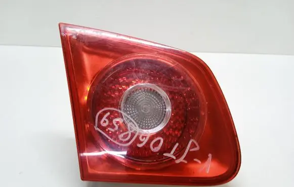 Volkswagen Jetta V Tailgate rear/tail lights 1K5945093J 224891