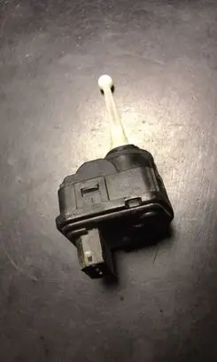 BMW 3 E46 Headlight level adjustment motor 00728250