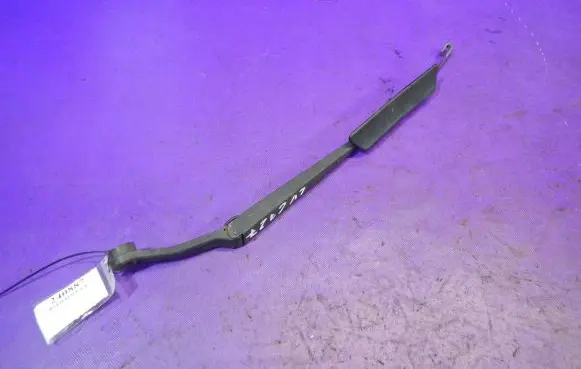 Mazda 2 Front wiper blade arm