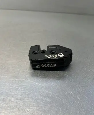 Land Rover Range Rover L322 Tailgate lock latch 51247016047