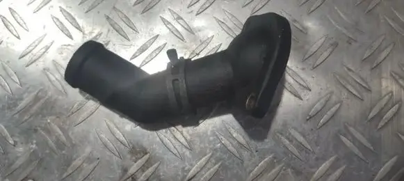 Volkswagen Golf IV Engine coolant pipe/hose 06A121121C
