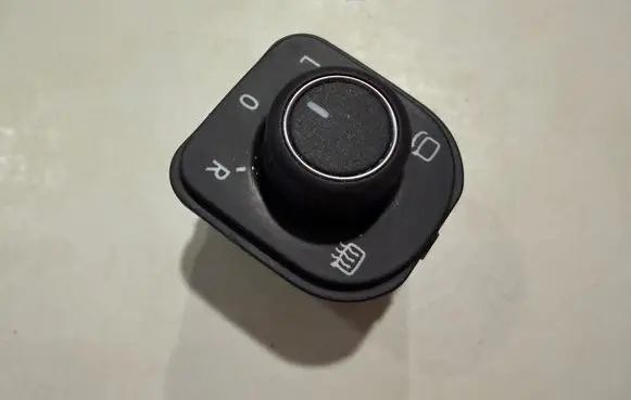 Volkswagen Amarok Wing mirror switch 2H6959565C