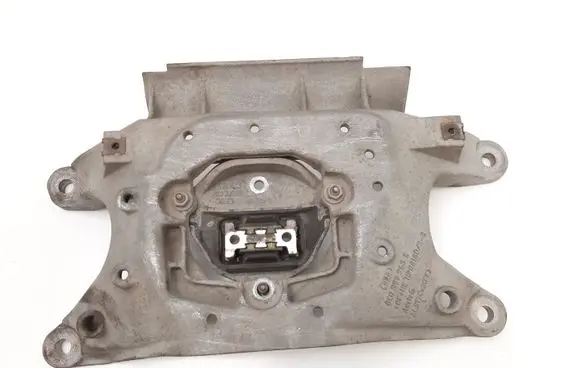 Audi A4 S4 B8 8K Engine mount bracket 8K0399151 8K0399263K