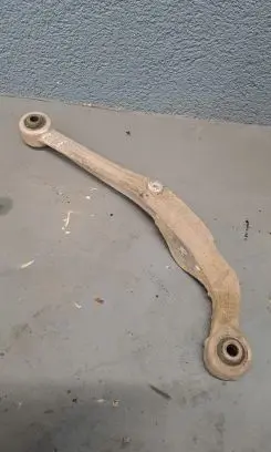 Nissan Qashqai Rear control arm