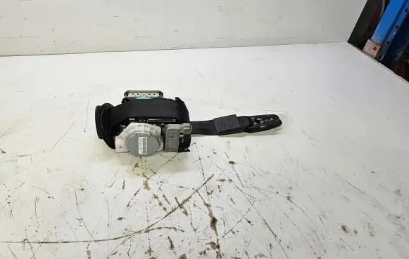Audi A5 Sportback 8TA Front seatbelt 8T8857706C