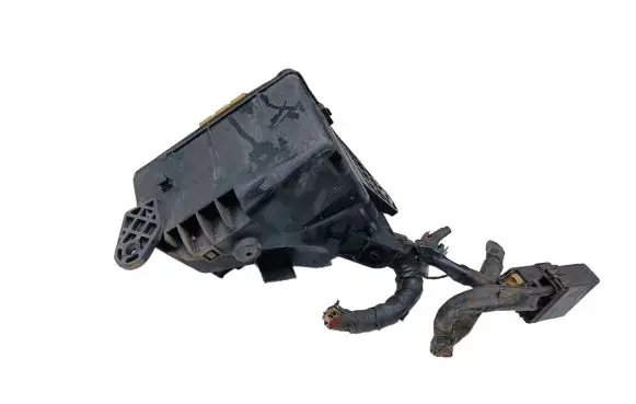 Toyota Avensis Verso Fuse module