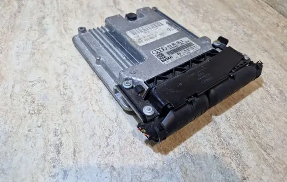 Audi A6 S6 C6 4F Engine control unit/module 4F0907401B