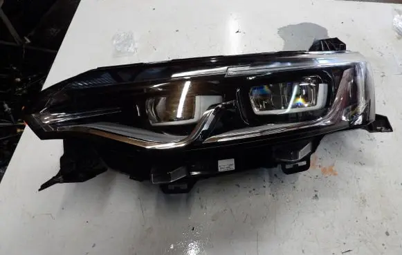 Renault Talisman Headlight/headlamp 260606722R 89909144 89911452