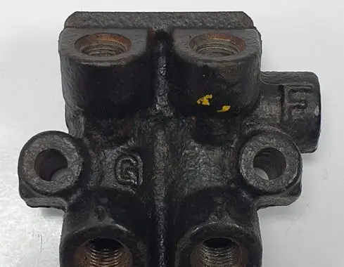 Mazda 323 F Brake power pressure regulator 323F