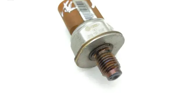 Audi Q7 4L Fuel pressure sensor 059130758K