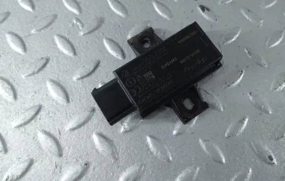 KIA Optima Airbag deployment crash/impact sensor 958102L500