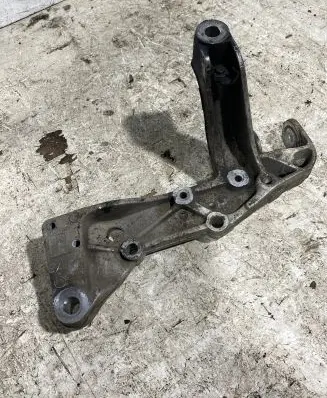 Volkswagen Golf V Front subframe 1k0199295f