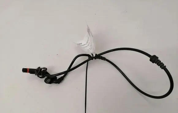 Mercedes-Benz E W212 ABS brake wheel speed sensor A0535459323
