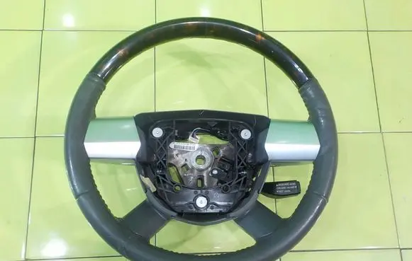 Chrysler Sebring (JS) Steering wheel SP210