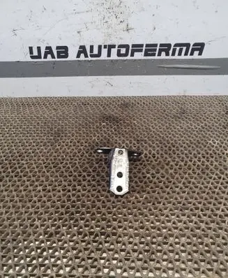 Mitsubishi Outlander Front door lower hinge 