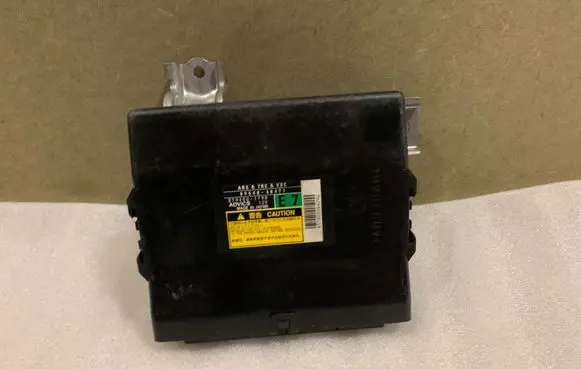 Lexus RX 450H ABS control unit/module 8954048471 0794001790