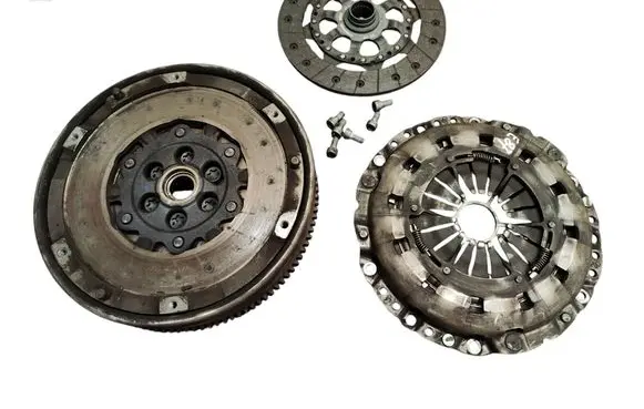 BMW 1 E81 E87 Clutch set kit 21217560876 7560876 7567842