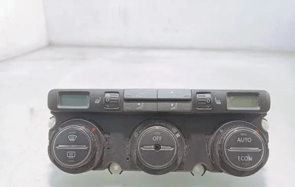 Volkswagen Touran I Climate control unit 74641421