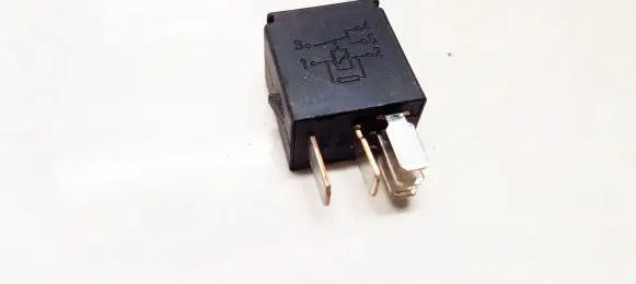 Nissan Almera N16 Other relay 252309F905