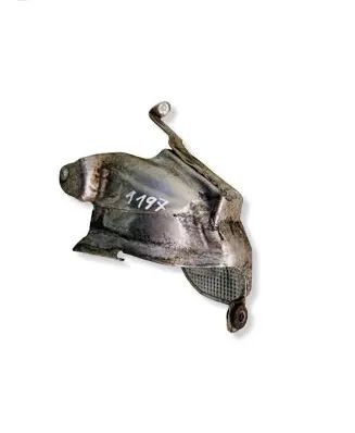 Volvo V70 Heat shield in engine bay 31411180