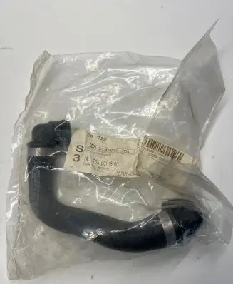 Mercedes-Benz C W205 Engine coolant pipe/hose A2055011800 DB2S3101624