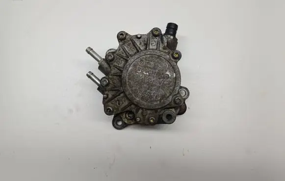 Volkswagen PASSAT B6 Vacuum pump 03G145209C 280206B1 52005