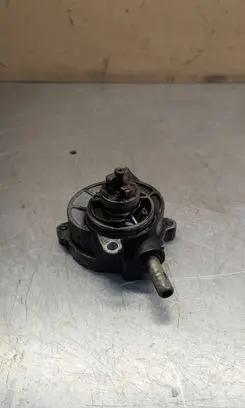 Mercedes-Benz C W203 Vacuum pump A6462300165