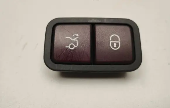 Mercedes-Benz CL C215 Tailgate opening switch A2208211479