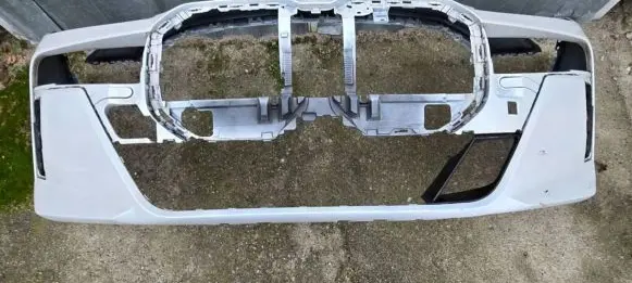 BMW 7 G70 Front bumper