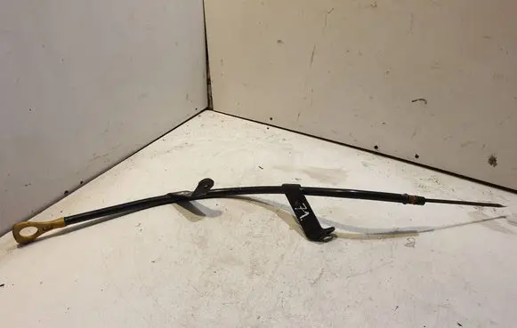 Hyundai H-1, Starex, Satellite Oil level dip stick
