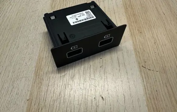 Renault Arkana EUR ISO radio connector 280230033R