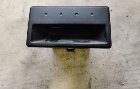 Car ashtray