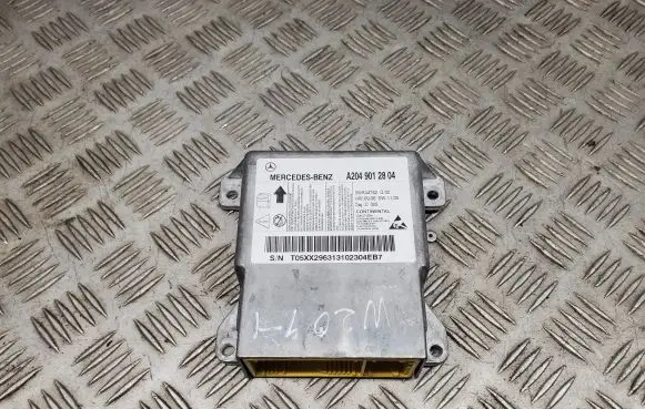 Mercedes-Benz C W204 Airbag control unit/module A2049012804