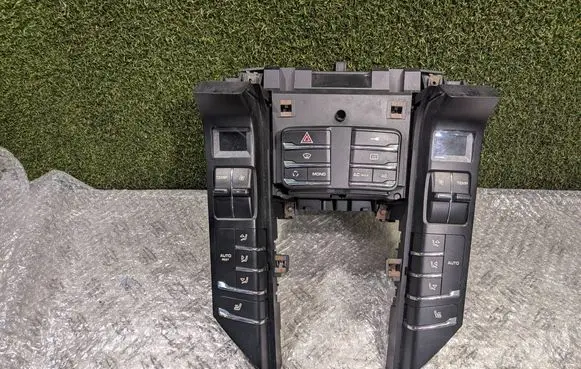 Porsche Cayenne (92A) Climate control unit 7P5907040AA 7P5907040 5HB010357