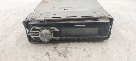 Audi 80 90 B3 Radio/CD/DVD/GPS head unit MVH150U1