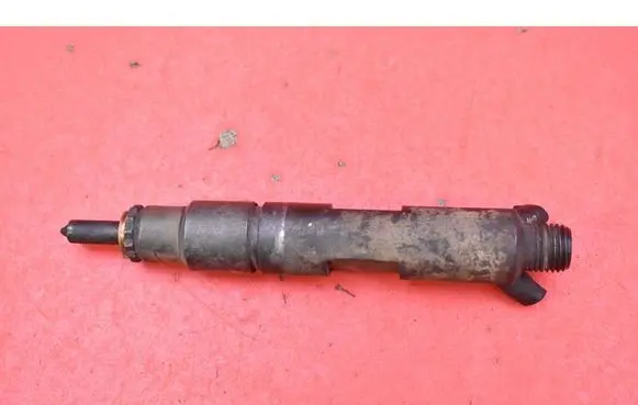 Volkswagen Transporter - Caravelle T4 Fuel injector 074130201L