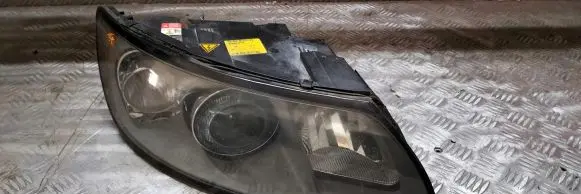 Volvo V50 Headlight/headlamp 30678917
