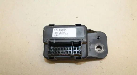 Chevrolet Captiva Other control units/modules 96825990
