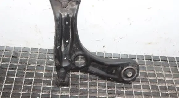 Volkswagen Polo V 6R Front lower control arm/wishbone