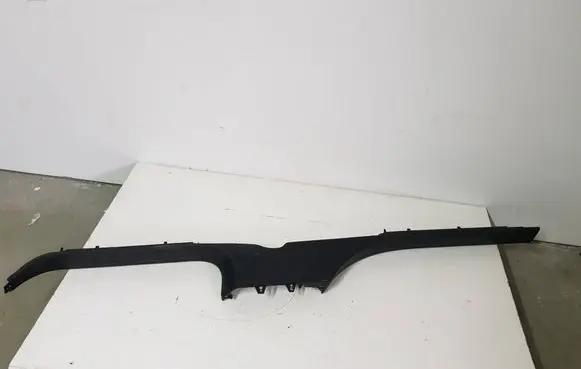 Front sill trim cover
