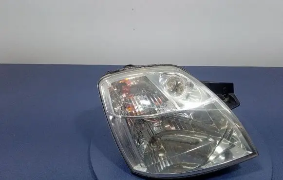 KIA Picanto Headlight/headlamp 92102-070
