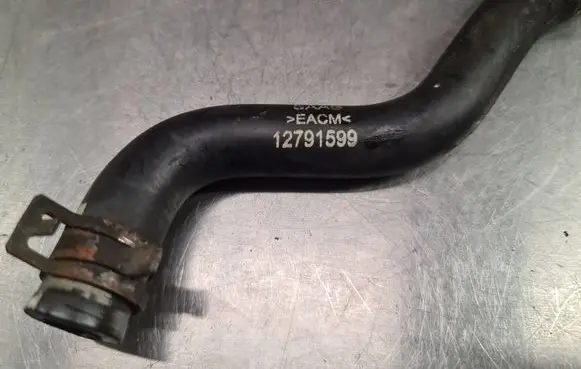 Saab 9-3 Ver2 Breather/breather pipe/hose 12791599
